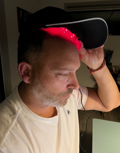 Rødlyskasket med rødt og nærinfrarødt lys